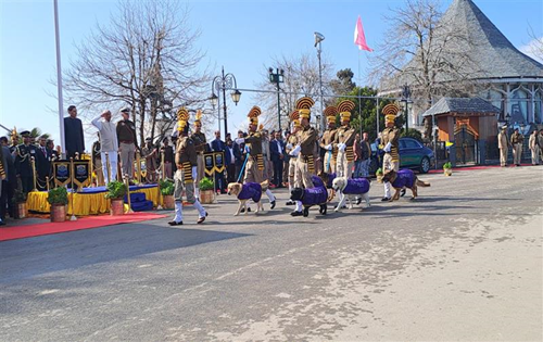 Republic Day: Himachal Pradesh Governor Rajendra Vishwanath Arlekar unfurls the tricolour in Shimla